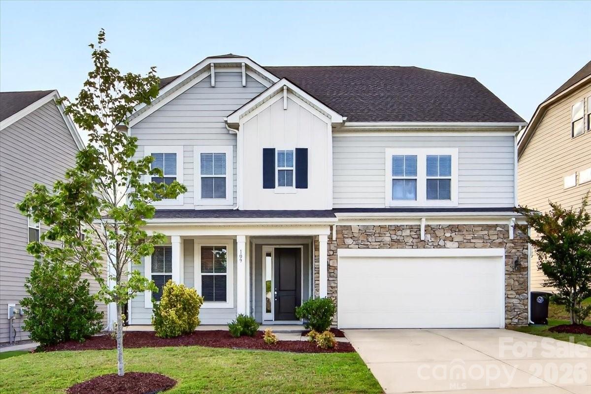 Single Family Residence at 109 Tetcott Street, Mooresville