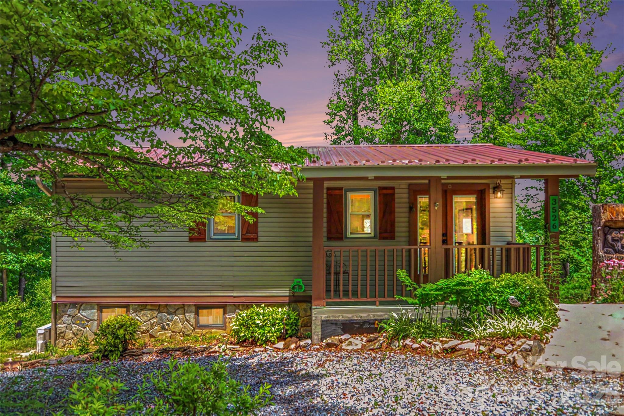 Single Family Residence at 3526 Dogwood Lane, Morganton, photo 2 of 45