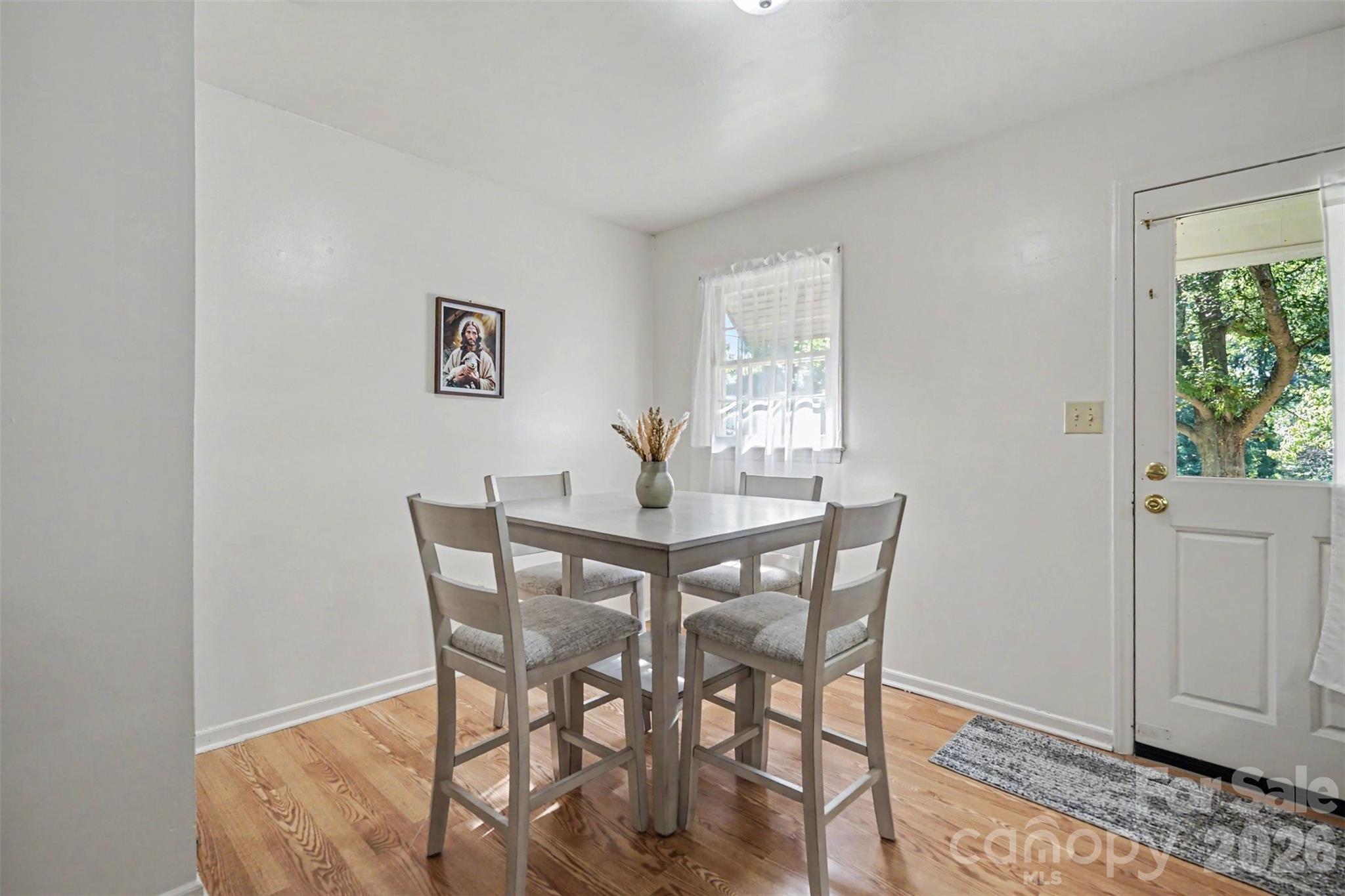 Single Family Residence at 308 N Carpenter Street, Kings Mountain, photo 9 of 18