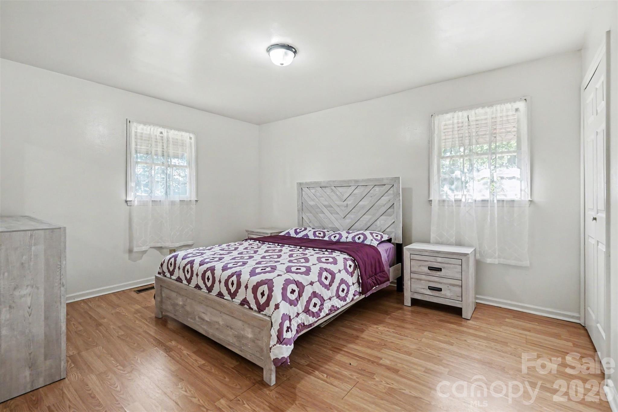 Single Family Residence at 308 N Carpenter Street, Kings Mountain, photo 10 of 18