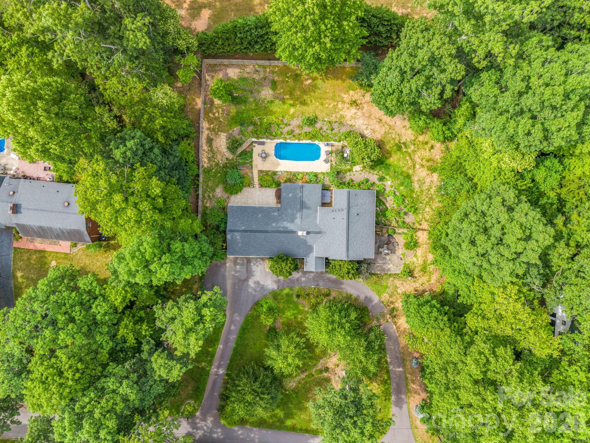 Single Family Residence at 111 Dogwood Drive, Black Mountain, photo 7 of 48