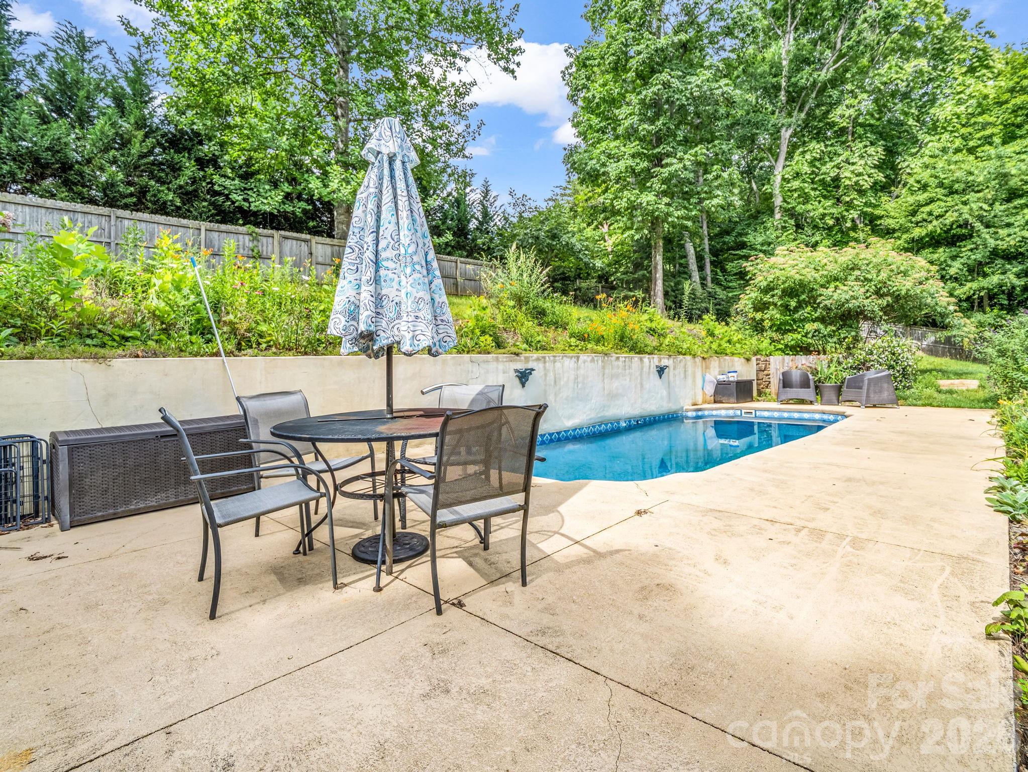 Single Family Residence at 111 Dogwood Drive, Black Mountain, photo 24 of 48