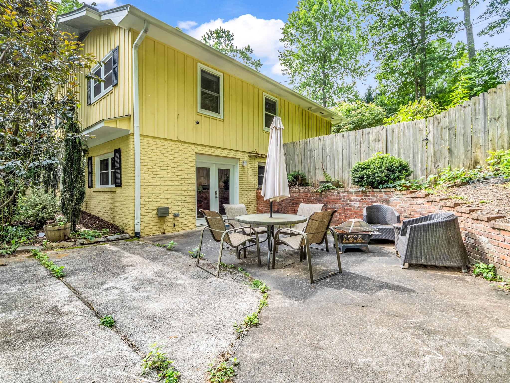 Single Family Residence at 111 Dogwood Drive, Black Mountain, photo 44 of 48