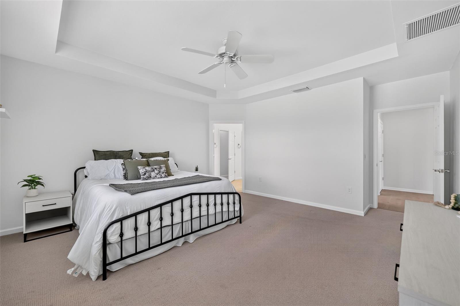 Single Family Residence at 16748 BLACKWATER TER, BRADENTON, photo 14 of 84
