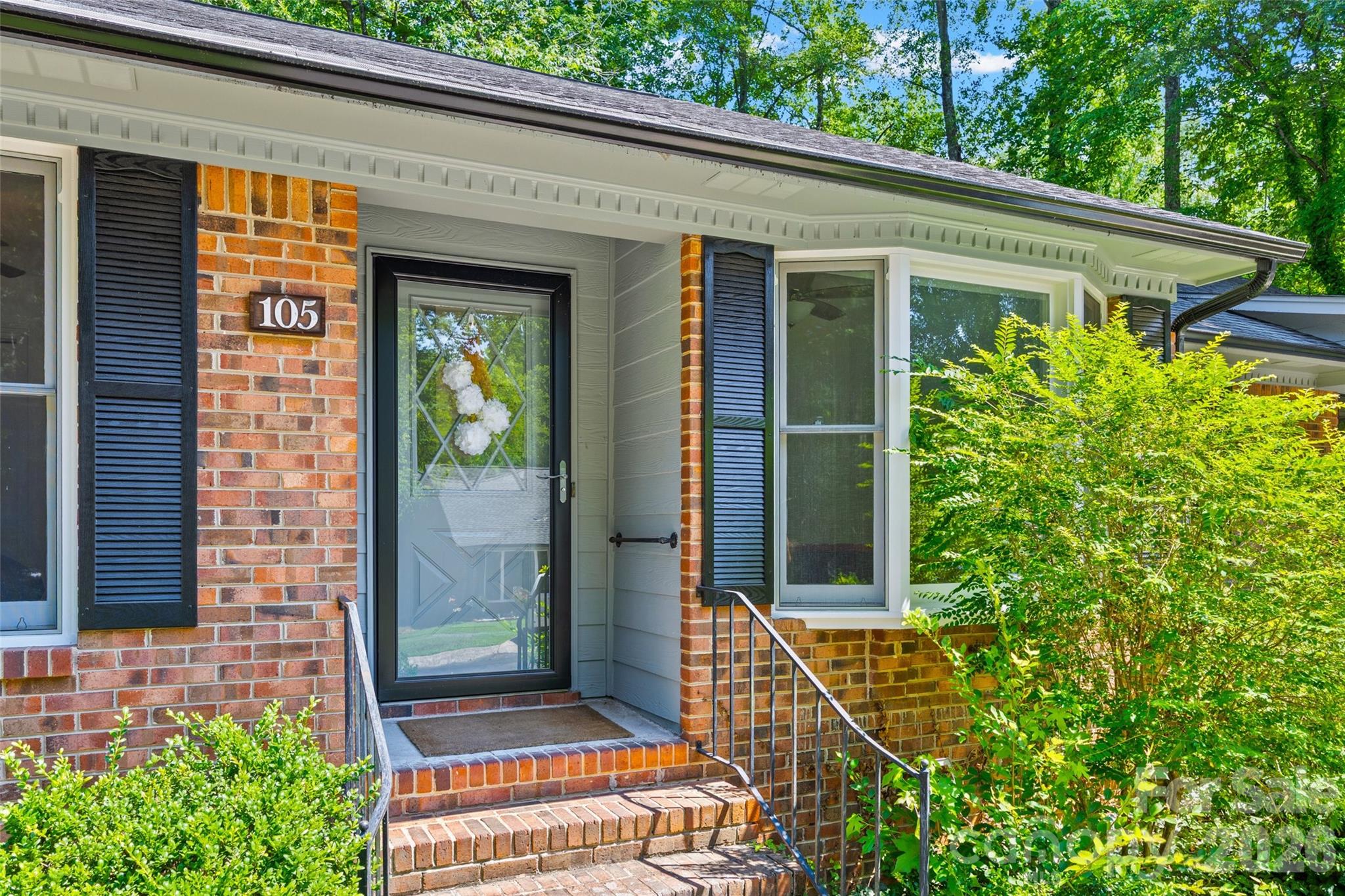 Townhouse at 105 David Court, Fort Mill, photo 2 of 16