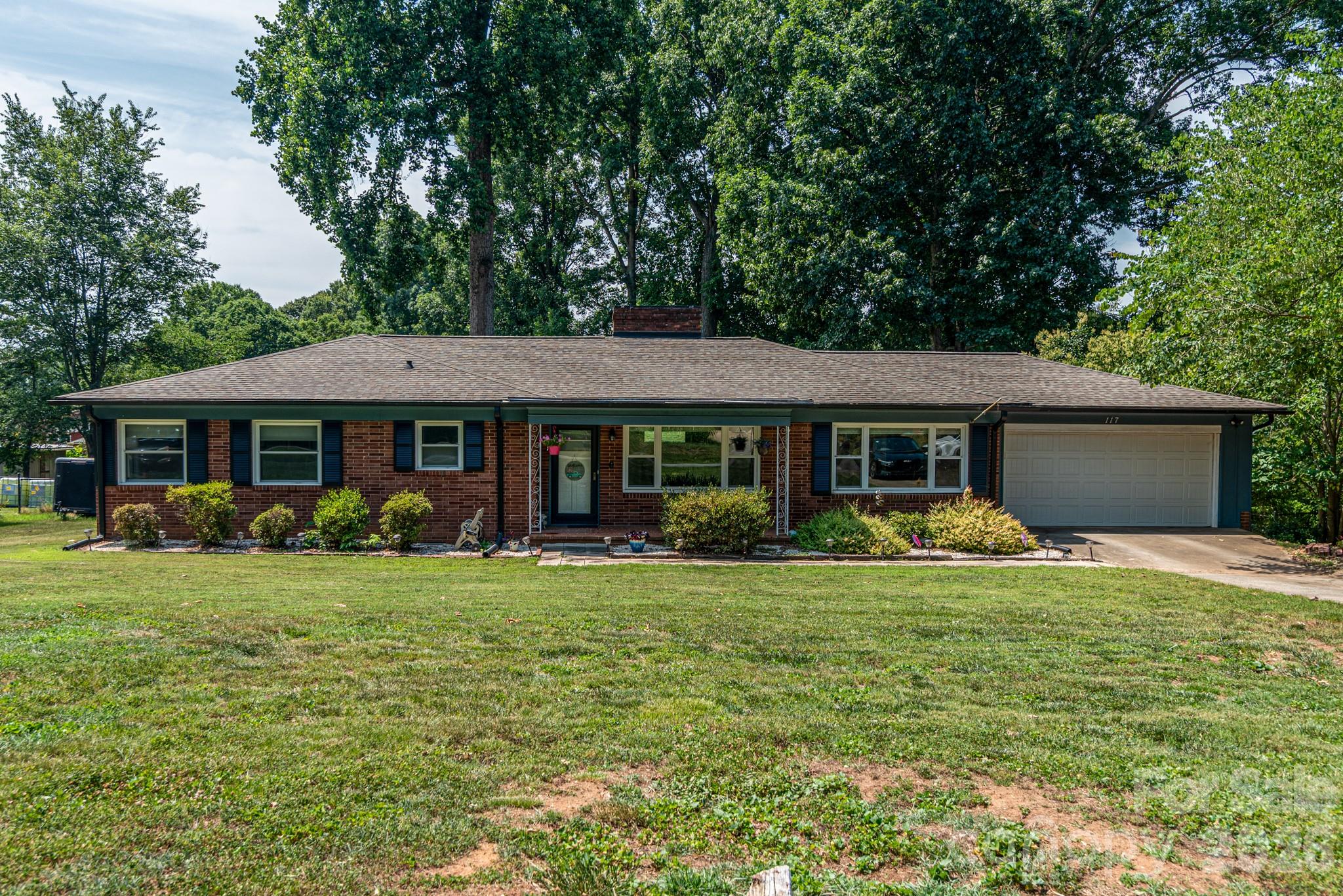 Old Growth Trees - 117 Rockwood Lane, Statesville