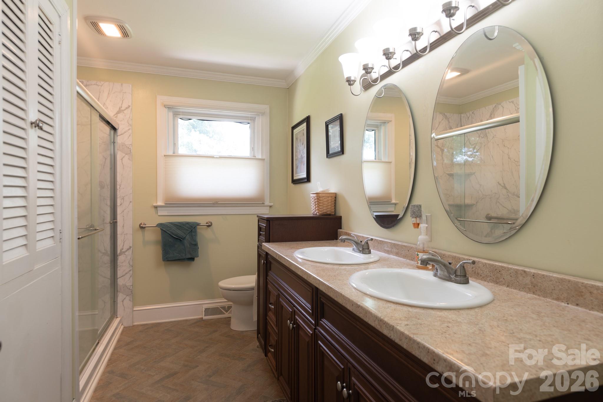 Guest Bath - 117 Rockwood Lane, Statesville