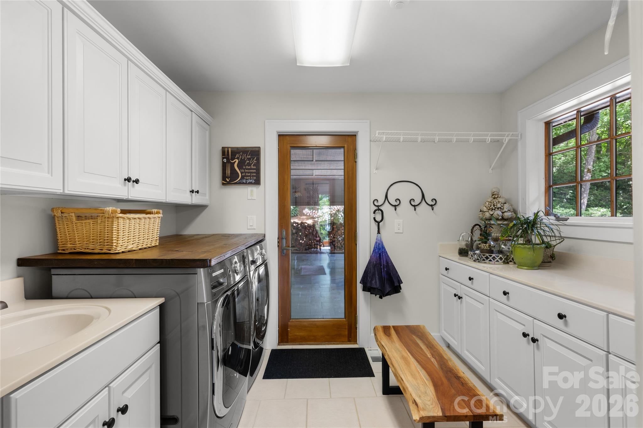Single Family Residence at 100 Meadow Ridge Drive, Lake Toxaway, photo 21 of 48