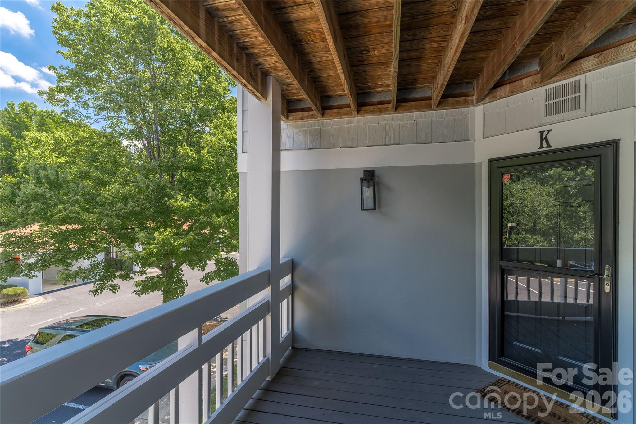Condominium at 17919 Kings Point Drive, Cornelius, photo 6 of 39