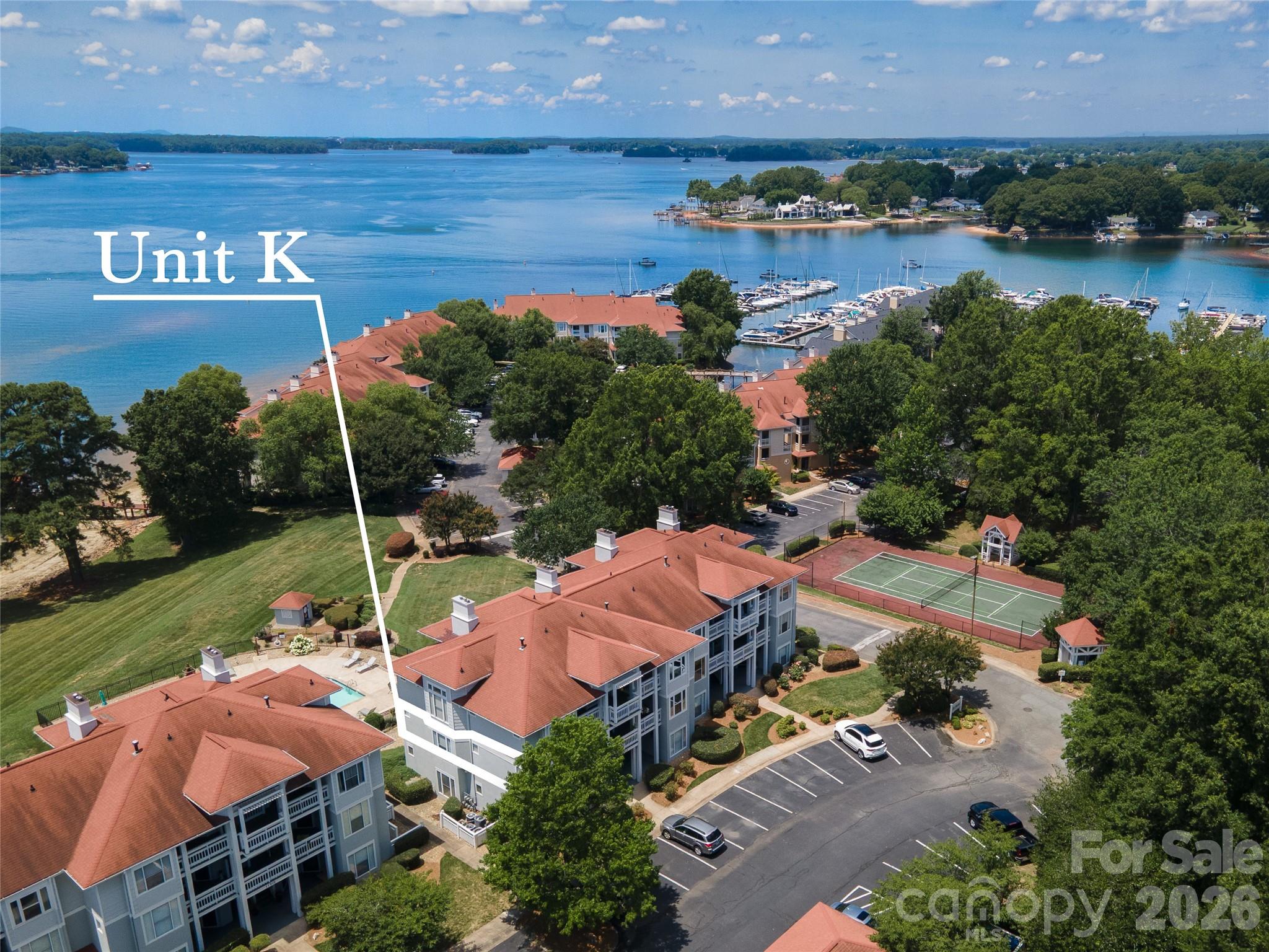 Condominium at 17919 Kings Point Drive, Cornelius, photo 29 of 39