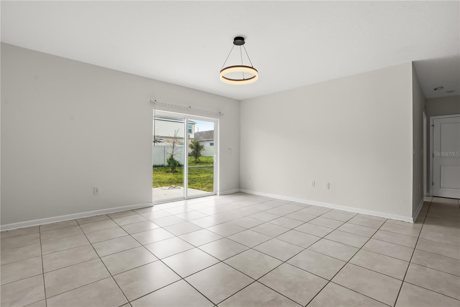 Single Family Residence at 1721 WHITE WATER CT, DAVENPORT, photo 4 of 40