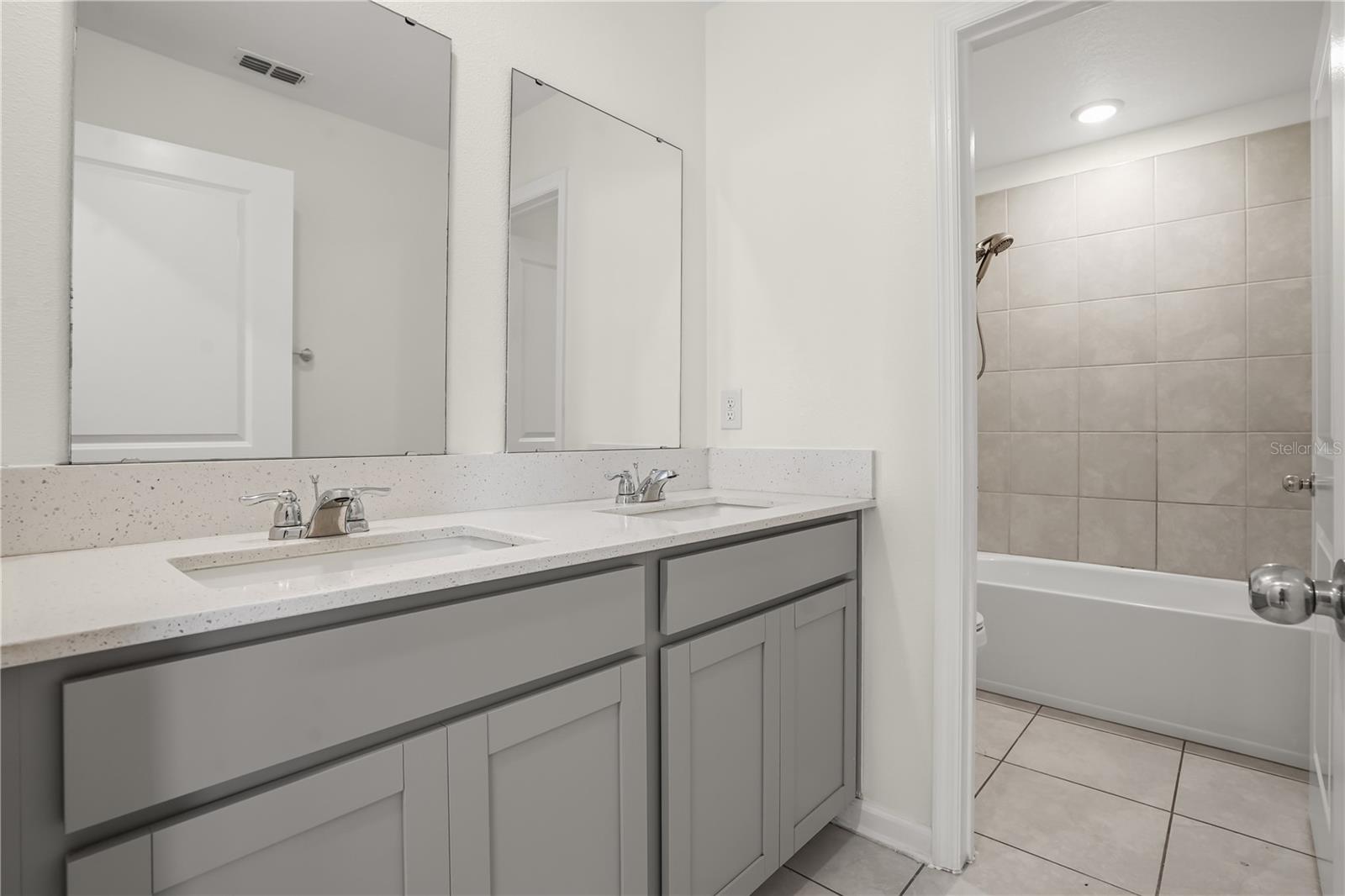 Single Family Residence at 1721 WHITE WATER CT, DAVENPORT, photo 28 of 40