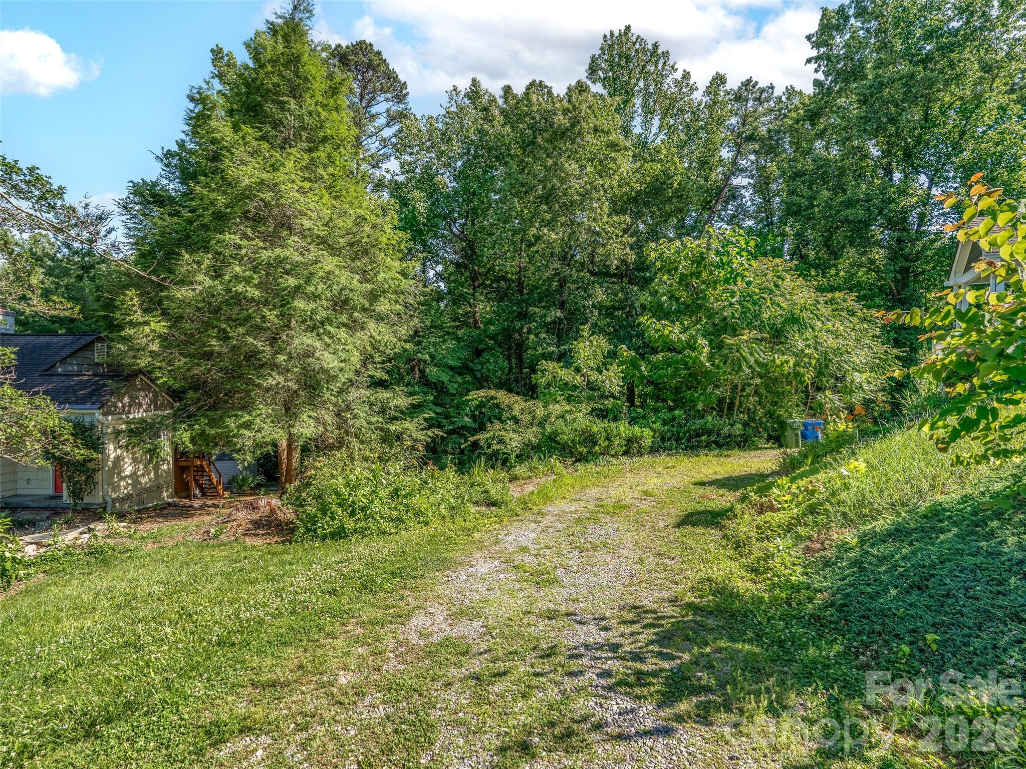 Lot at 103 Aurora Drive, Asheville, photo 14 of 16