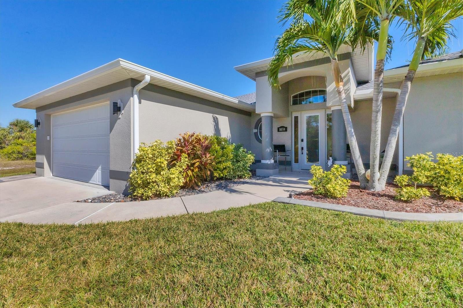 Single Family Residence at 8058 SANTA CRUZ DR, PORT CHARLOTTE, photo 25 of 61