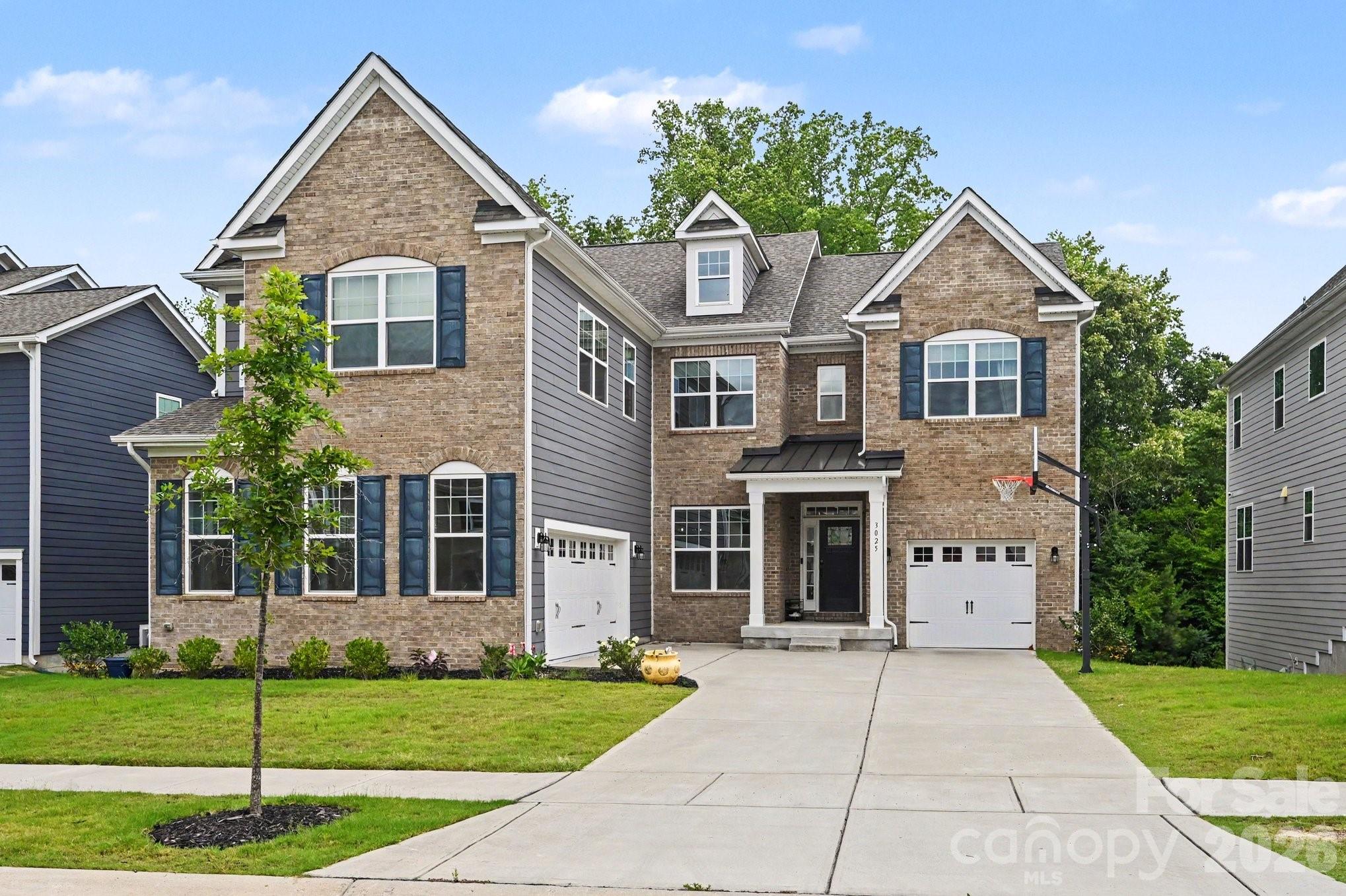 Single Family Residence at 3025 Haley Circle, Davidson