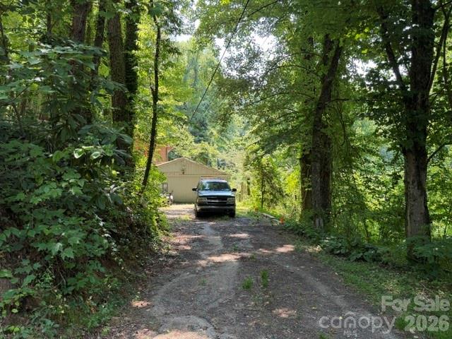 Single Family Residence at 138 Heavenly View Drive, Sylva, photo 2 of 16