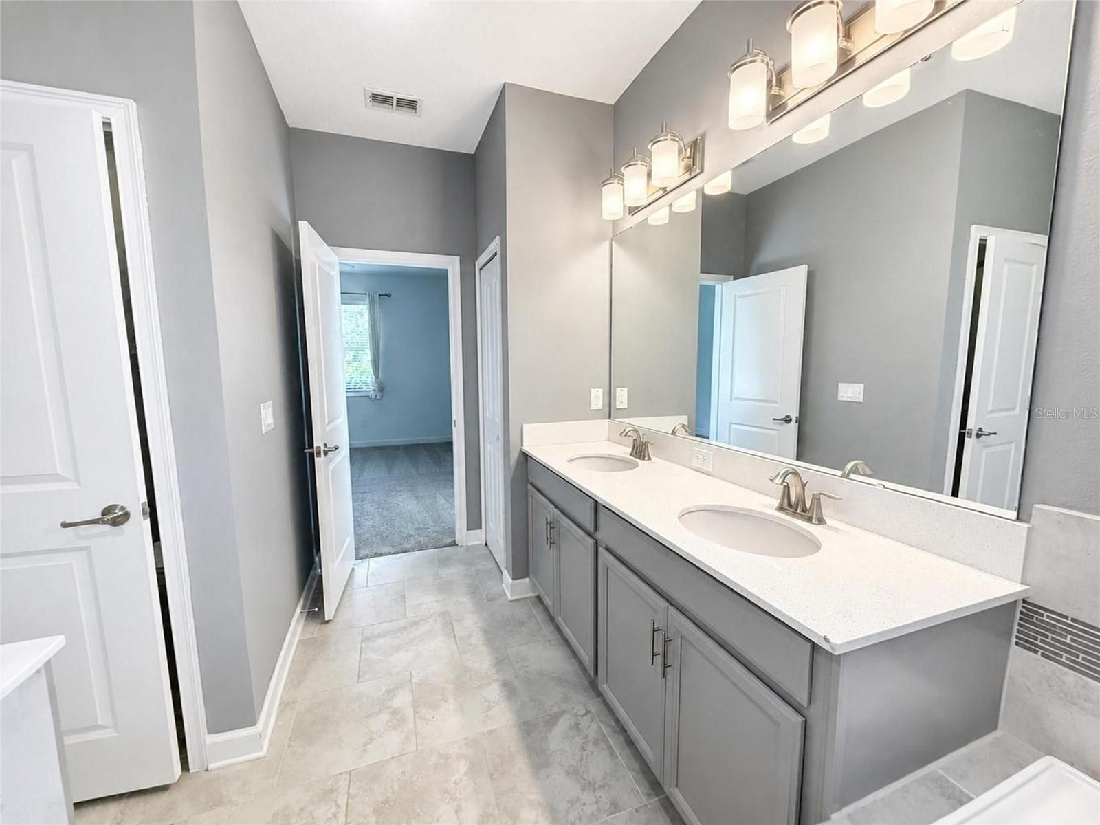 Primary Bath - 2220 BARRINGTON LOOP, DAVENPORT