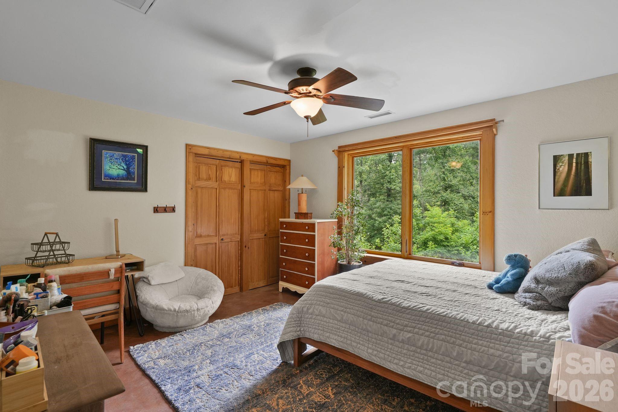 upstairs bedroom - 24 Merriwood Trail, Arden