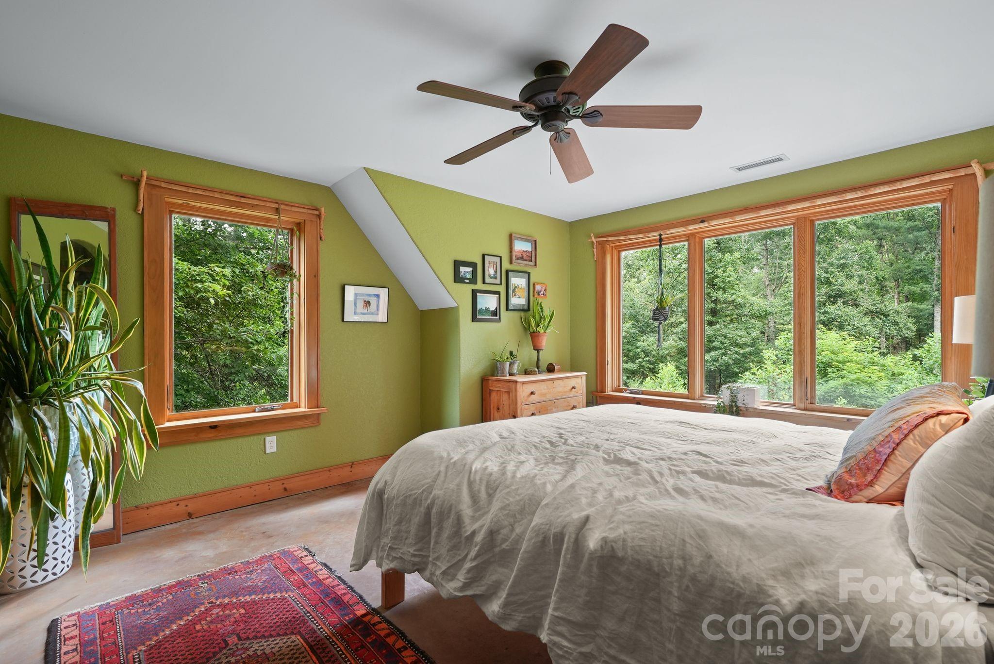 light filled primary - 24 Merriwood Trail, Arden