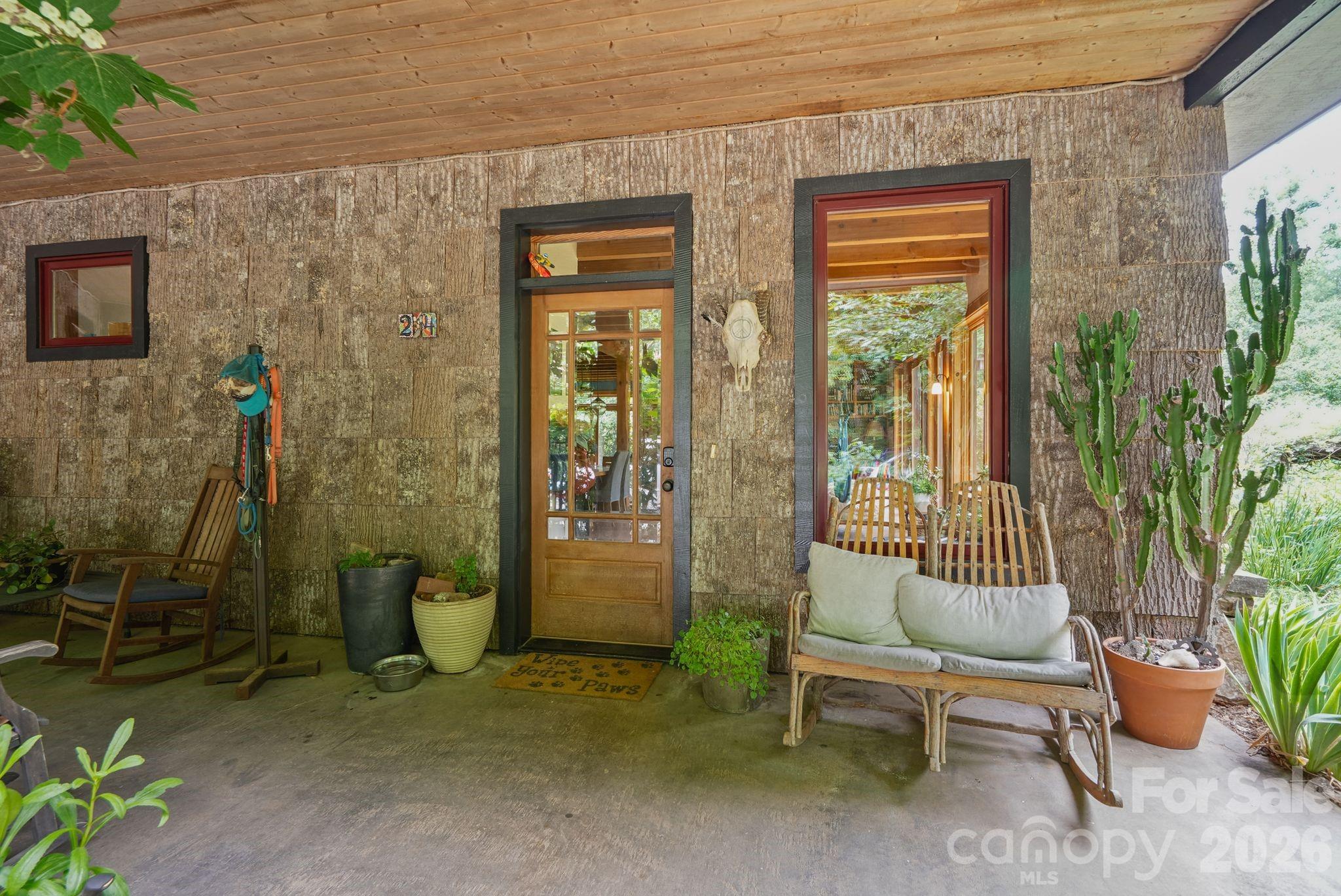 welcome home (active bird nest in the hat on the coat rack!) - 24 Merriwood Trail, Arden