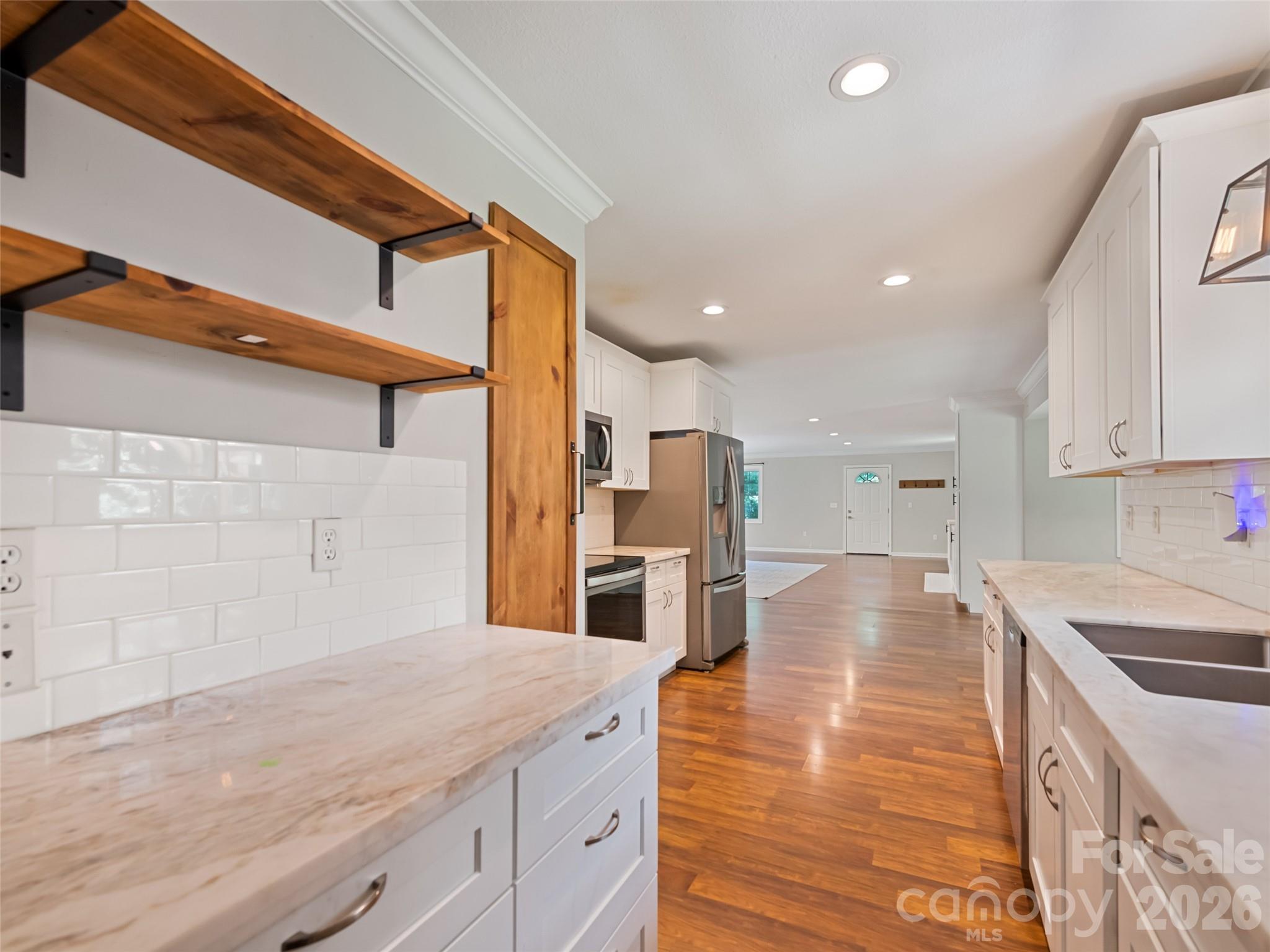 Single Family Residence at 18 Bran Rick Lane, Arden, photo 15 of 42
