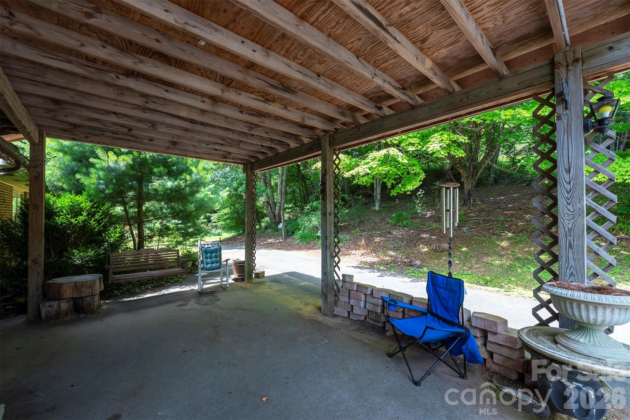 Single Family Residence at 637 Fisher Lane, Marshall, photo 4 of 28