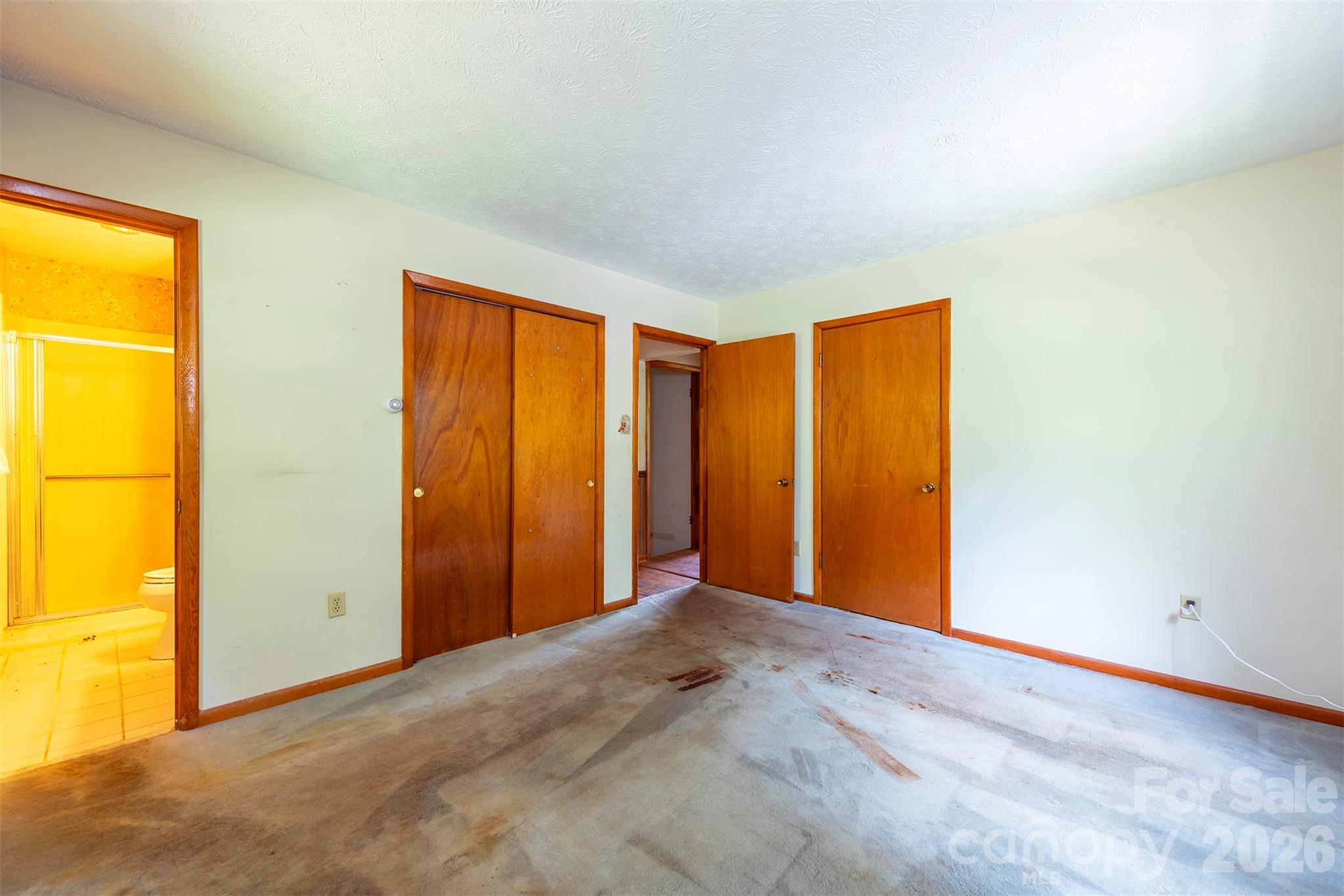 Single Family Residence at 637 Fisher Lane, Marshall, photo 19 of 28