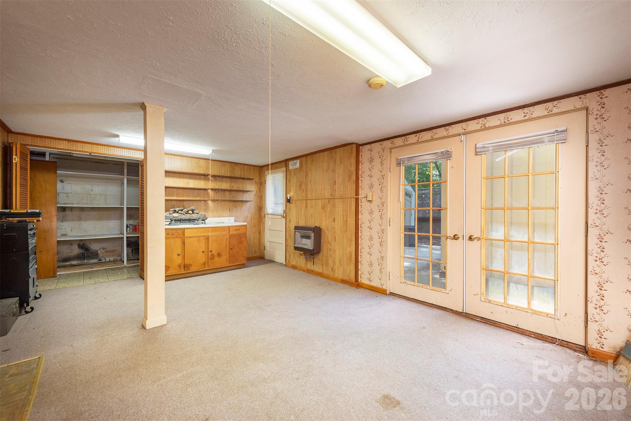 Single Family Residence at 637 Fisher Lane, Marshall, photo 27 of 28