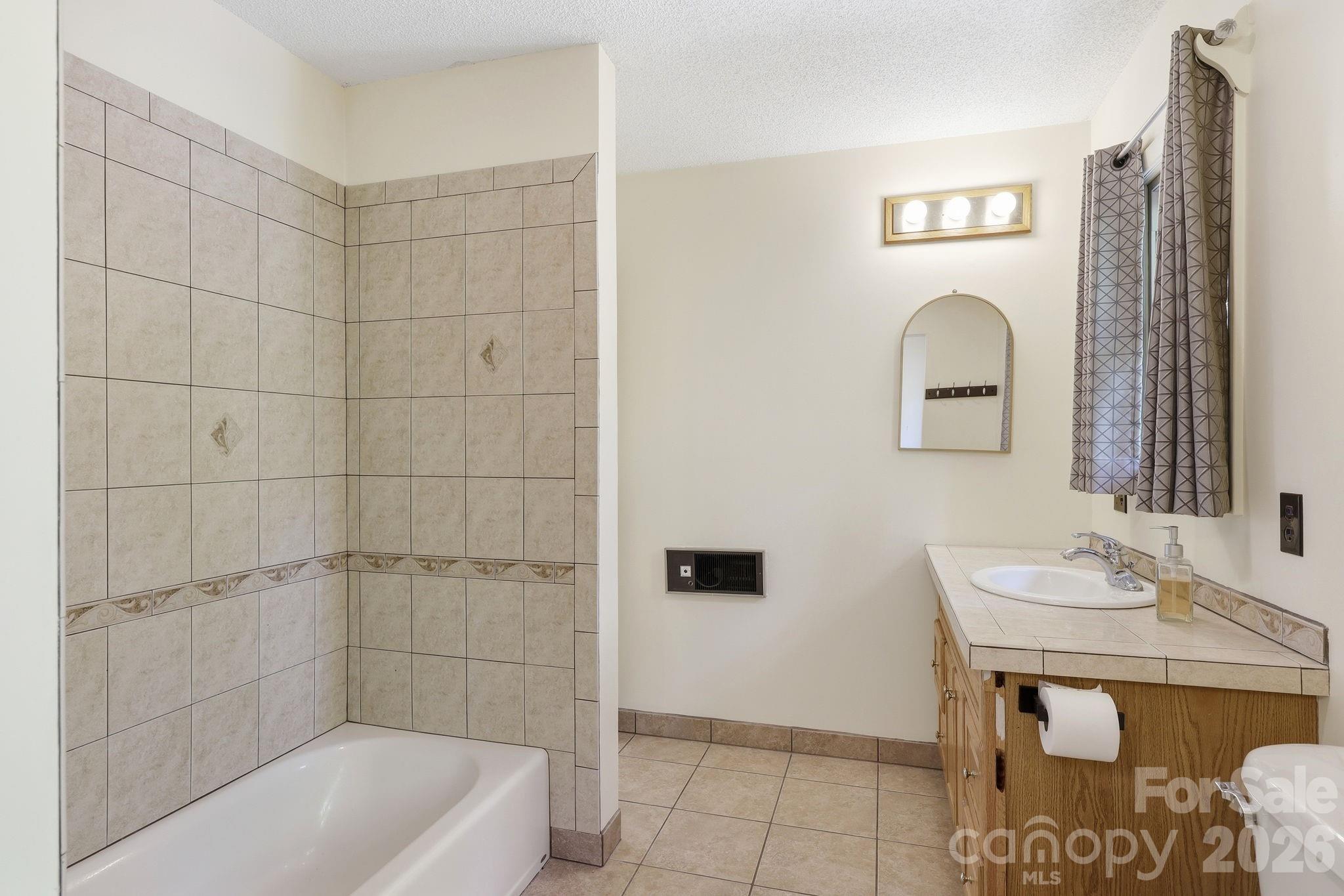 Single Family Residence at 854 Ox Creek Crest Lane, Weaverville, photo 20 of 43
