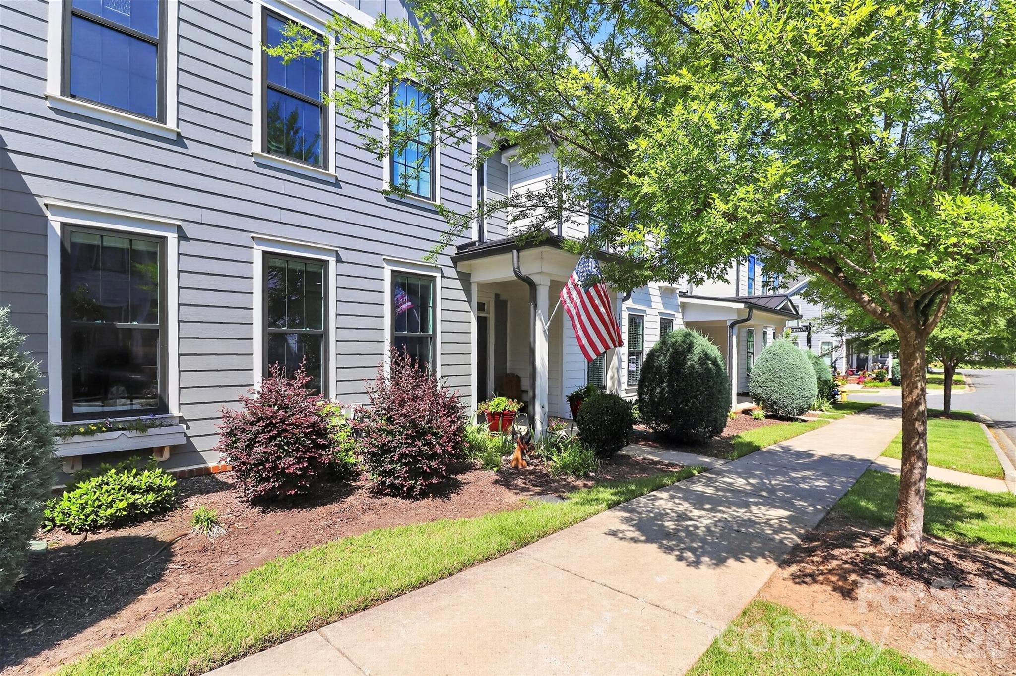 Sidewalks - 115 Mint Avenue, Mooresville