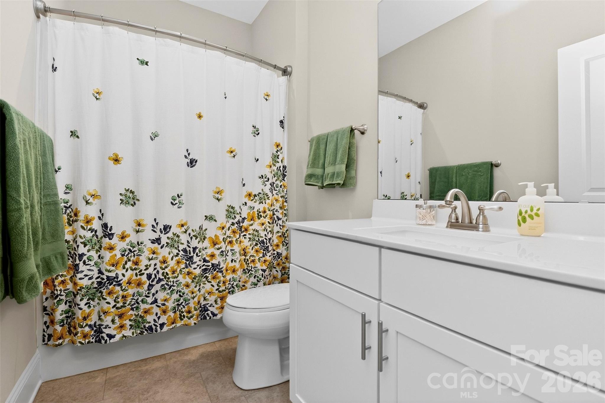 Hall Bath - 115 Mint Avenue, Mooresville
