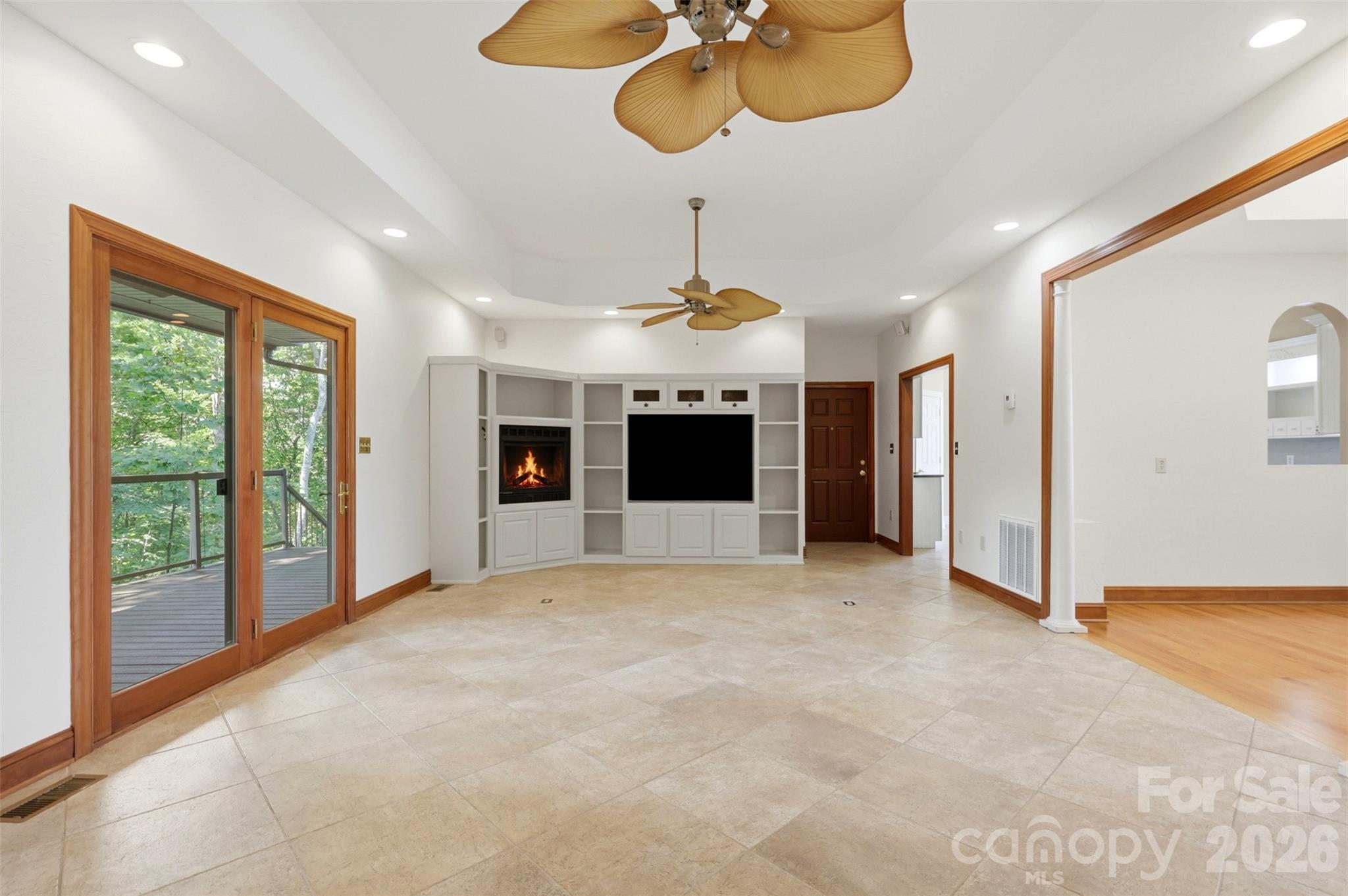 Main level living space - 4639 Harbor View Terrace, Morganton