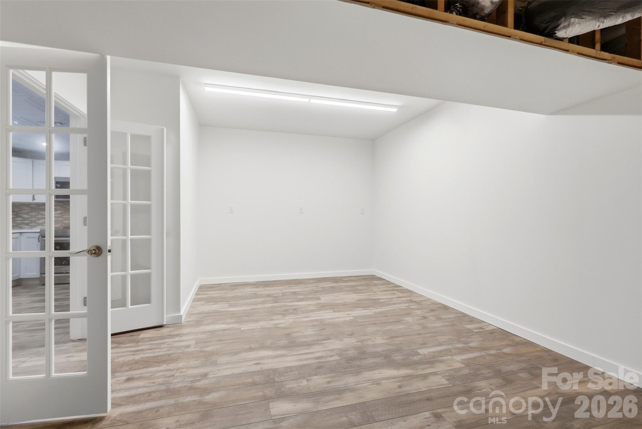Additional bonus room off kitchen - 4639 Harbor View Terrace, Morganton