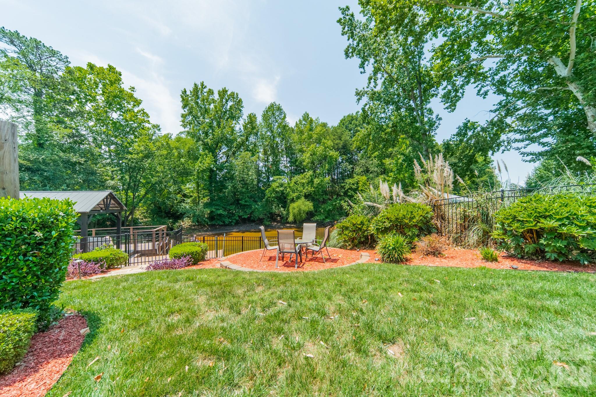 Single Family Residence at 19533 Bustle Road, Cornelius, photo 37 of 44