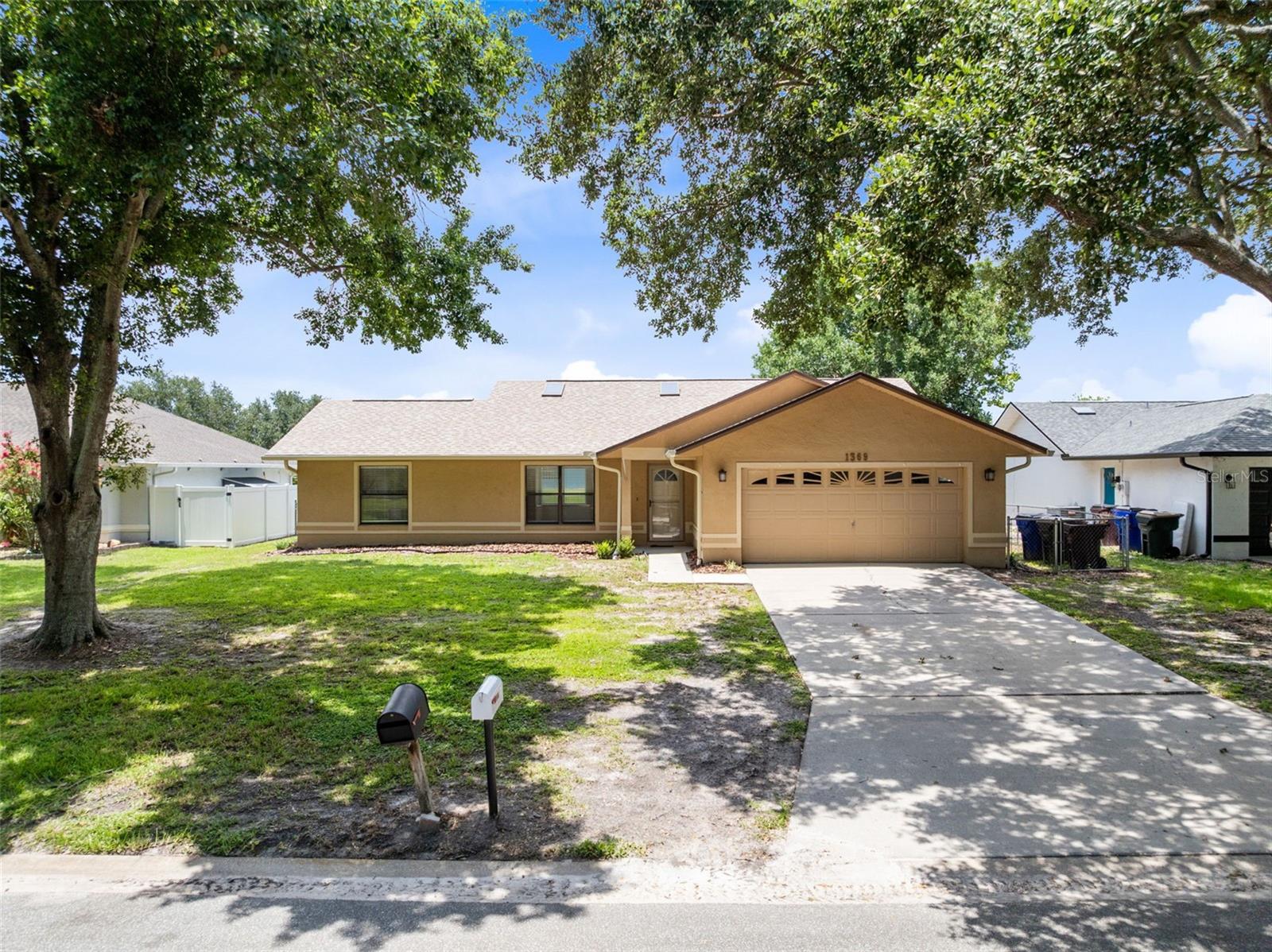 1369 WOOD LAKE CIR