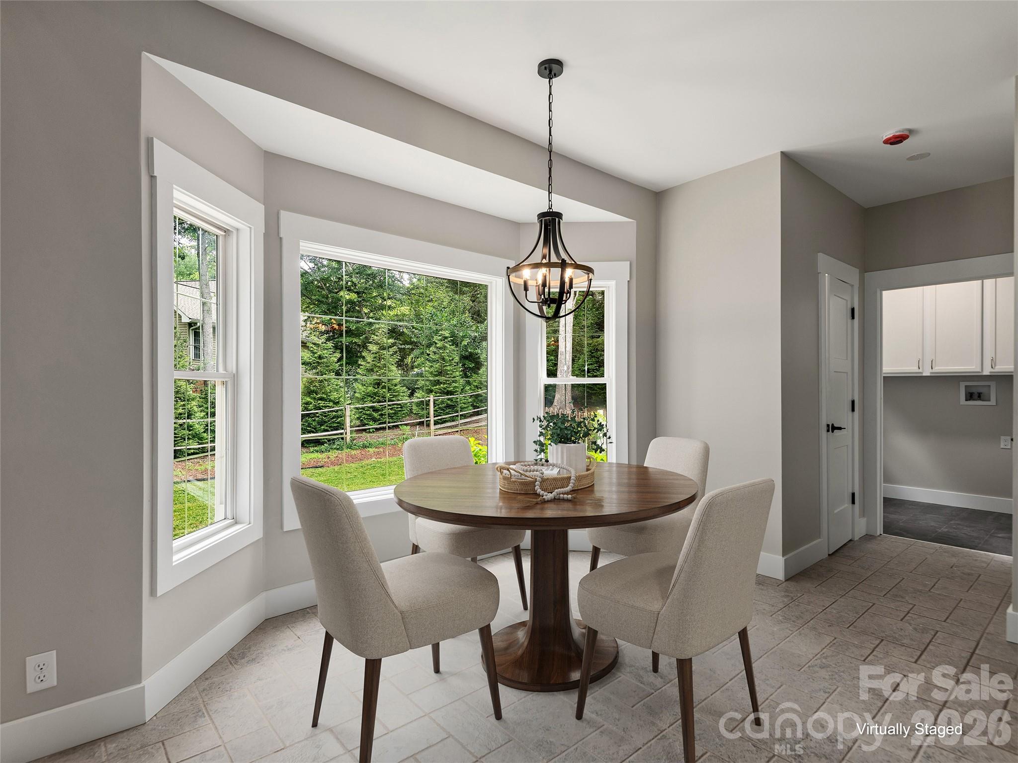 Single Family Residence at 104 Arrowood Lane, Hendersonville, photo 8 of 36