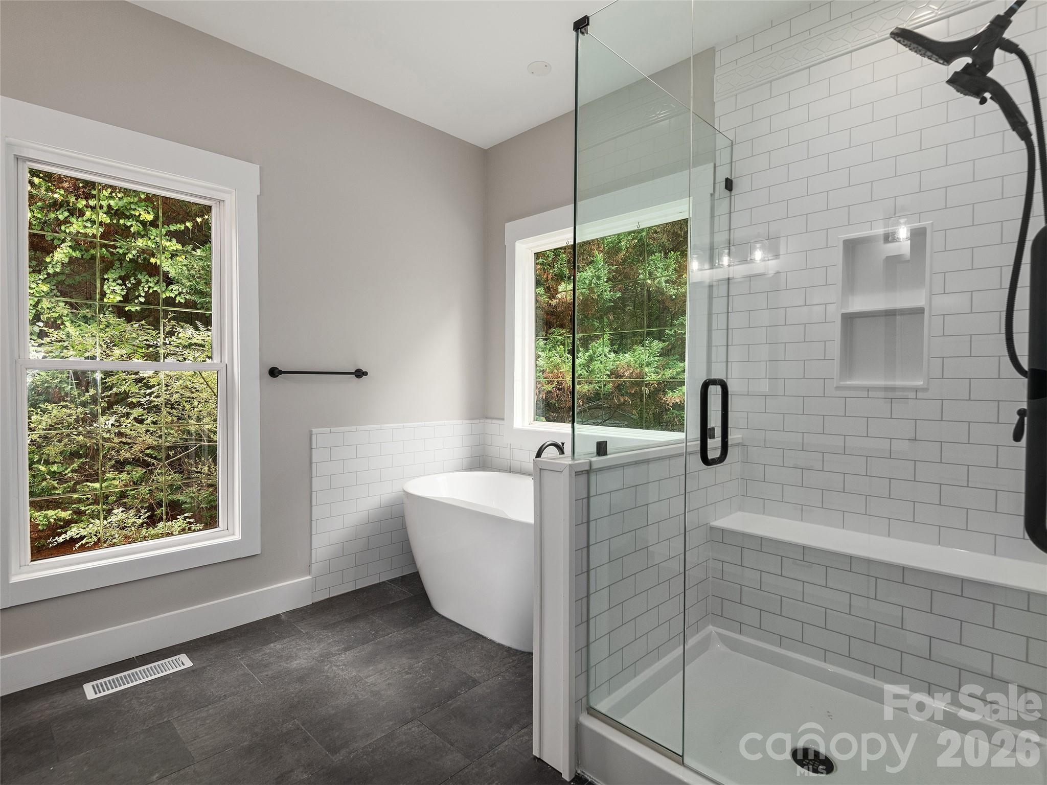 Single Family Residence at 104 Arrowood Lane, Hendersonville, photo 20 of 36