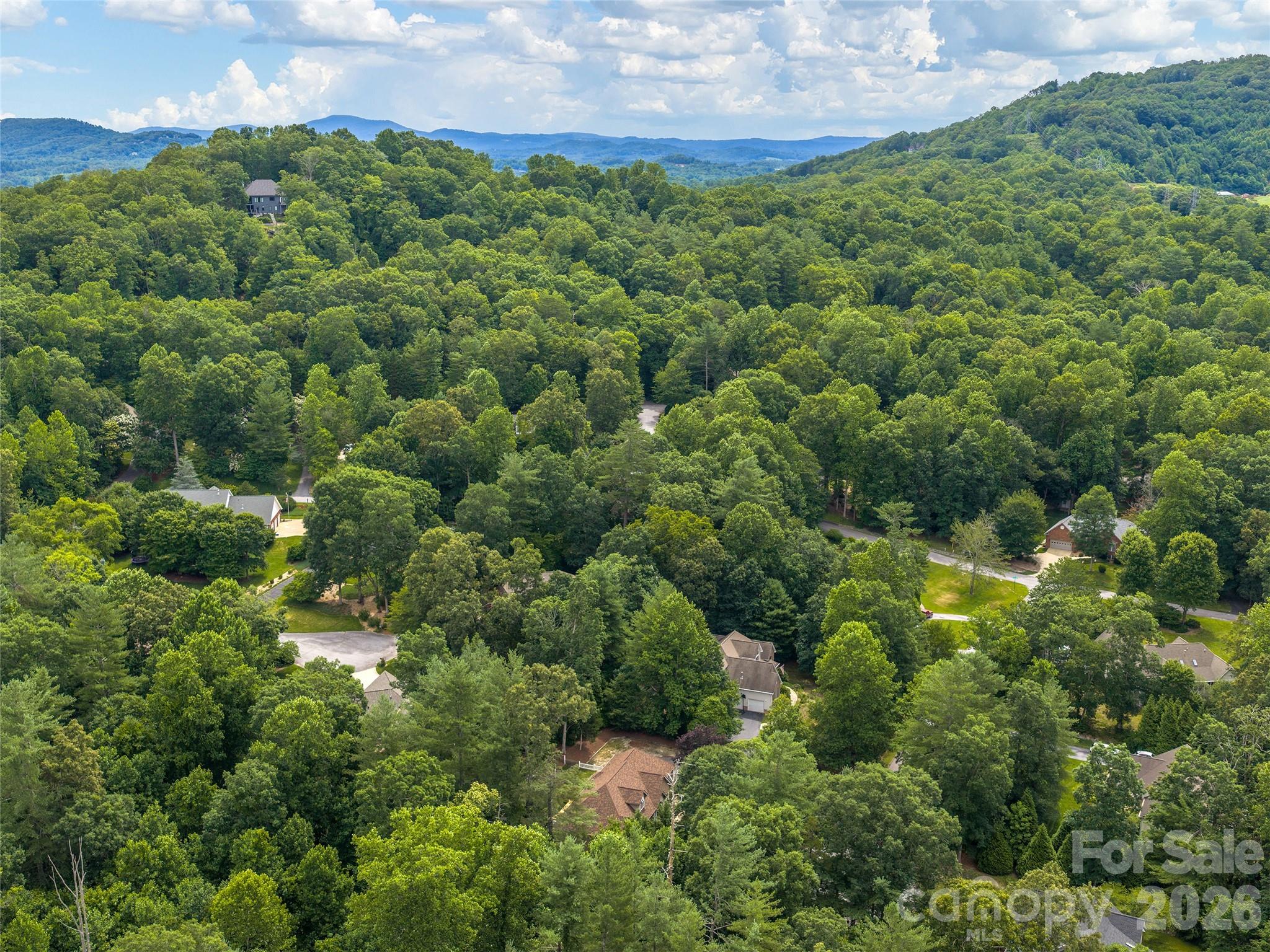Single Family Residence at 104 Arrowood Lane, Hendersonville, photo 36 of 36