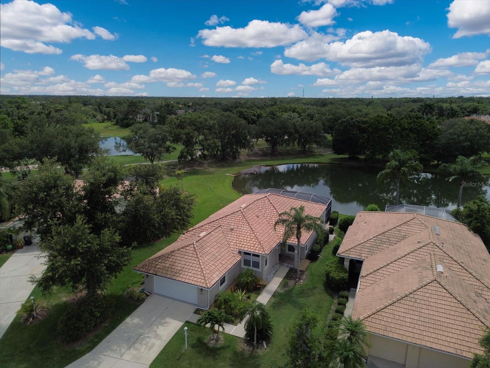Single Family Residence at 6726 HICKORY HAMMOCK CIR, BRADENTON, photo 4 of 77