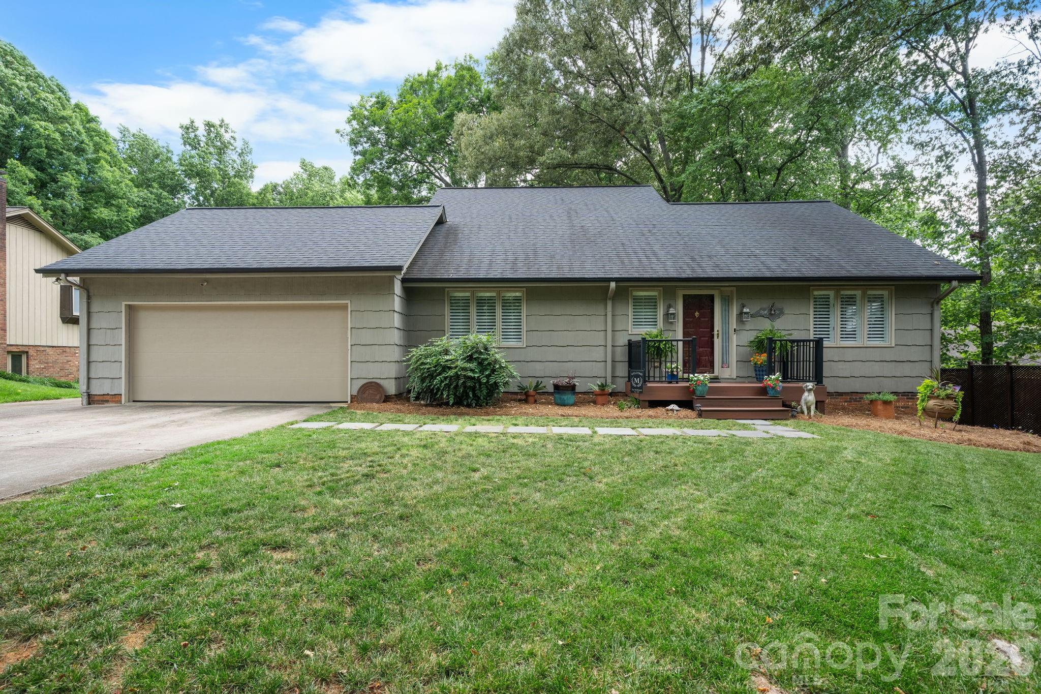 Single Family Residence at 446 17th Avenue Drive NE, Hickory, photo 2 of 48