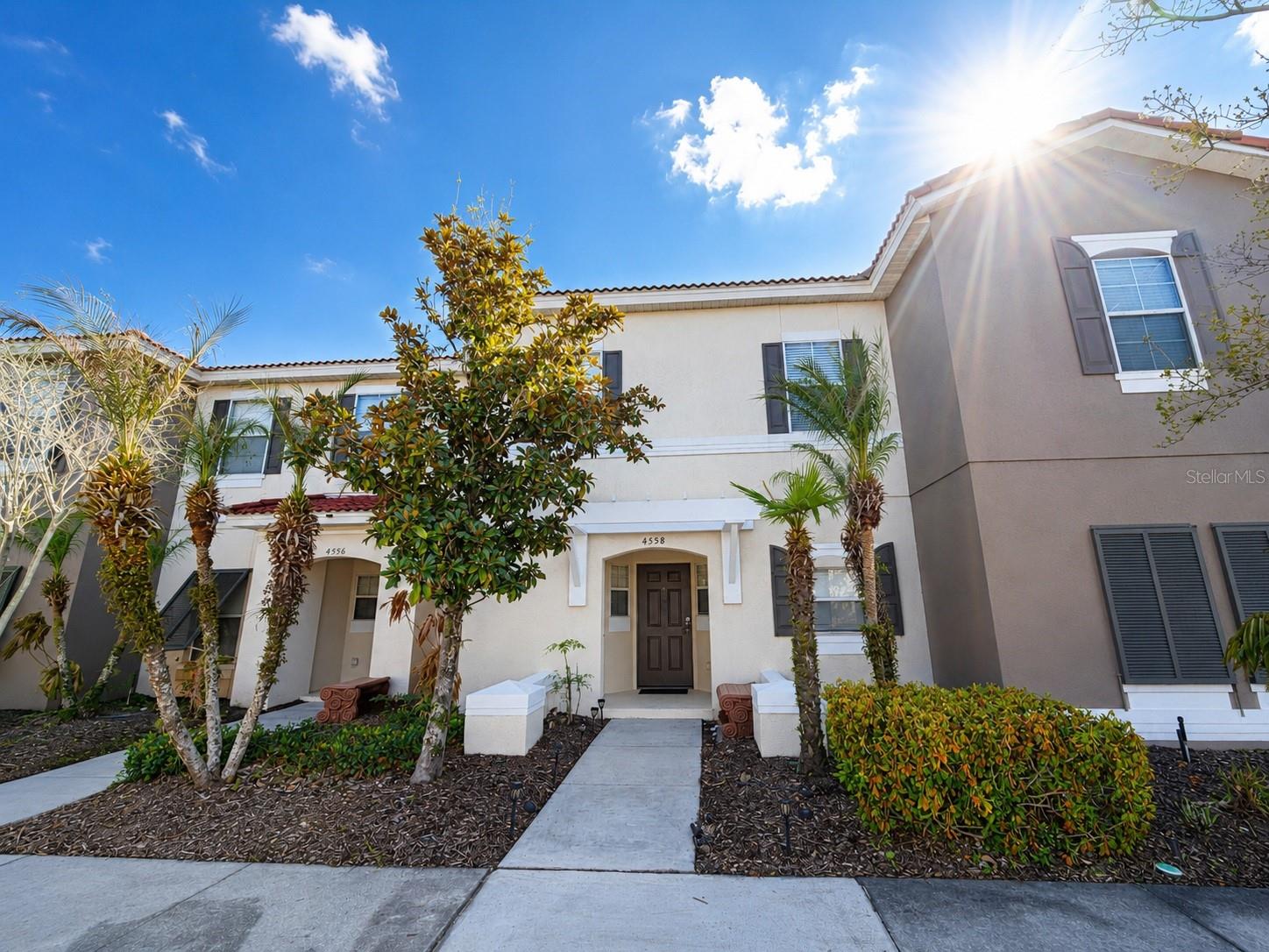4558 ADA LN