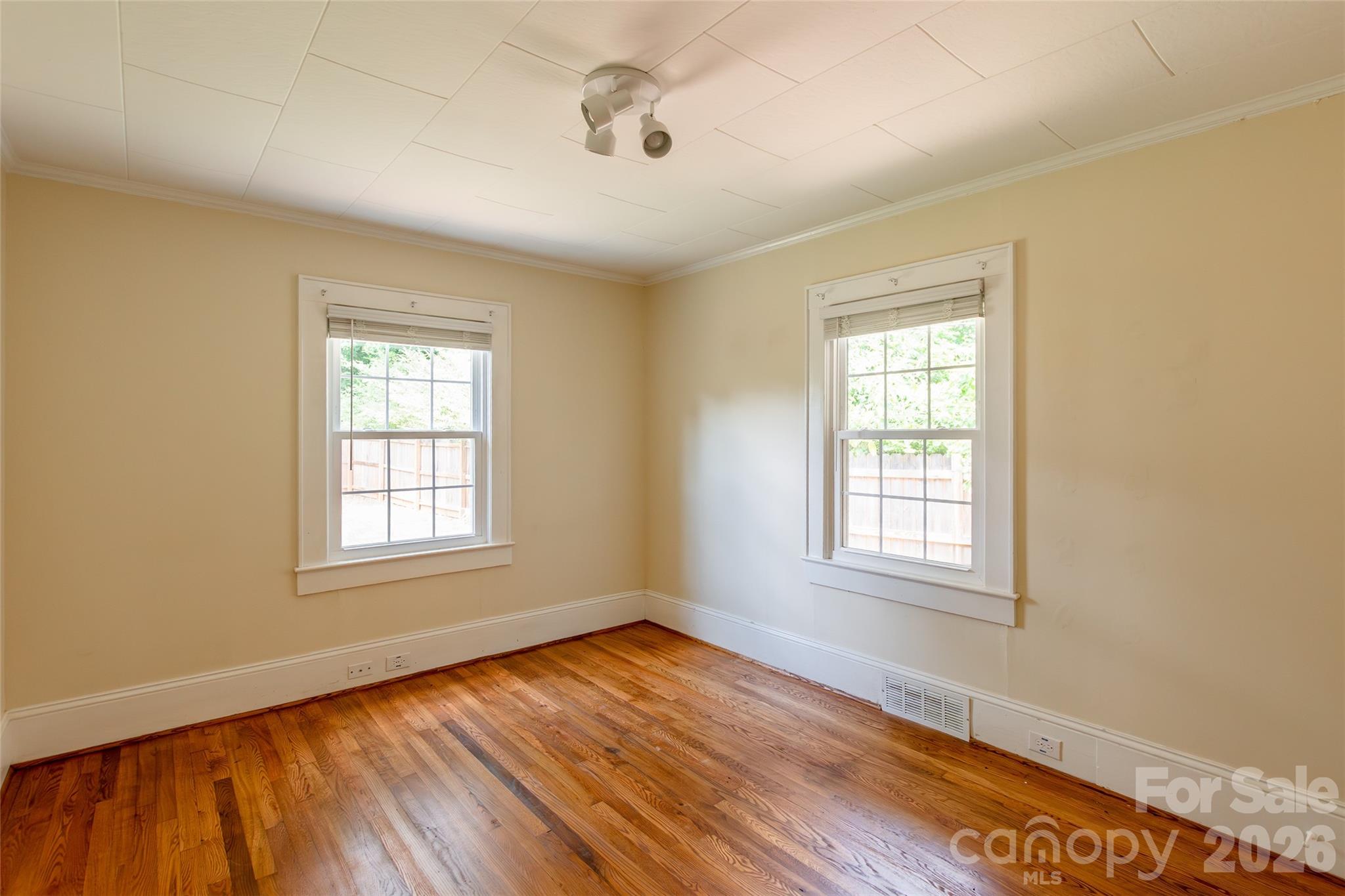 Single Family Residence at 168 Park Street, Statesville, photo 17 of 27
