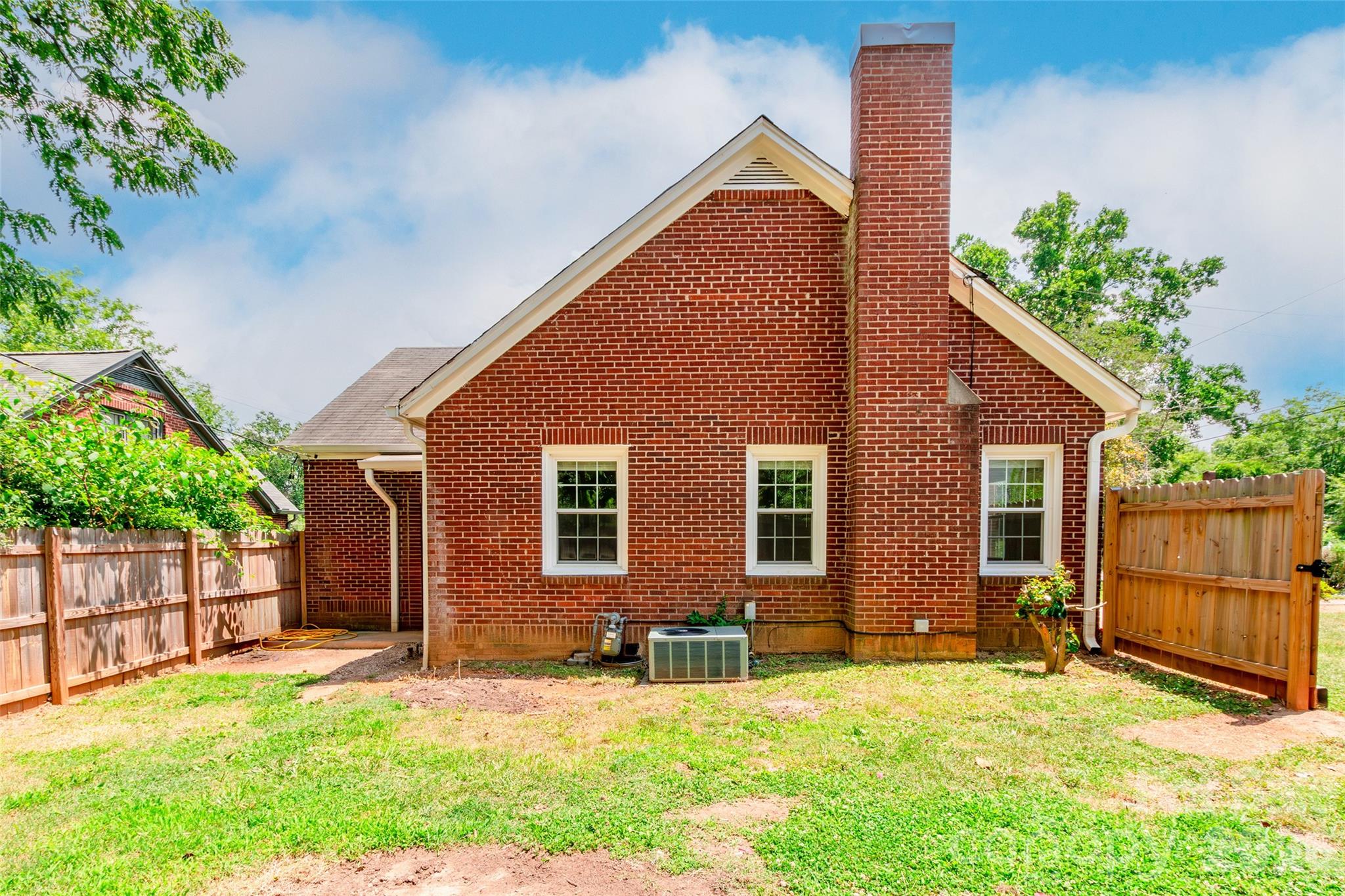 Single Family Residence at 168 Park Street, Statesville, photo 27 of 27