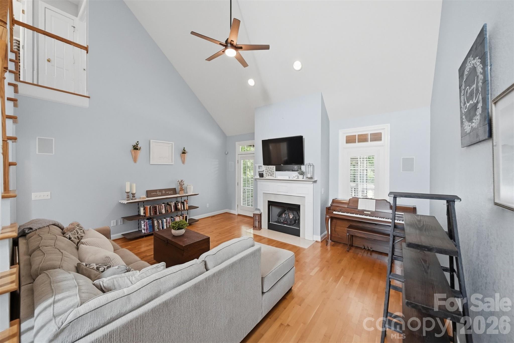 Single Family Residence at 1753 30th Avenue Drive NE, Hickory, photo 4 of 48