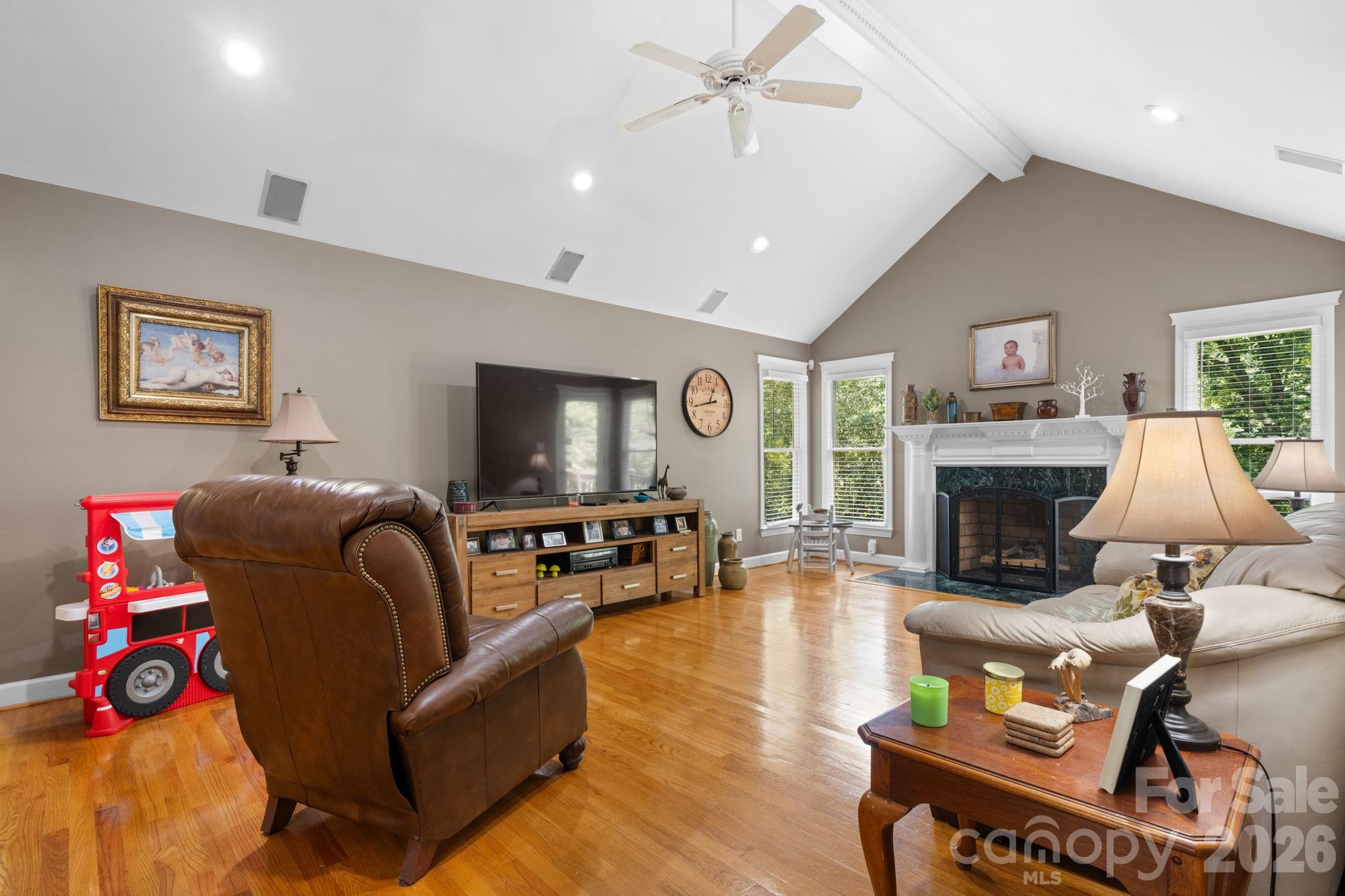 Living Room - 4093 Fairview Drive, Maiden