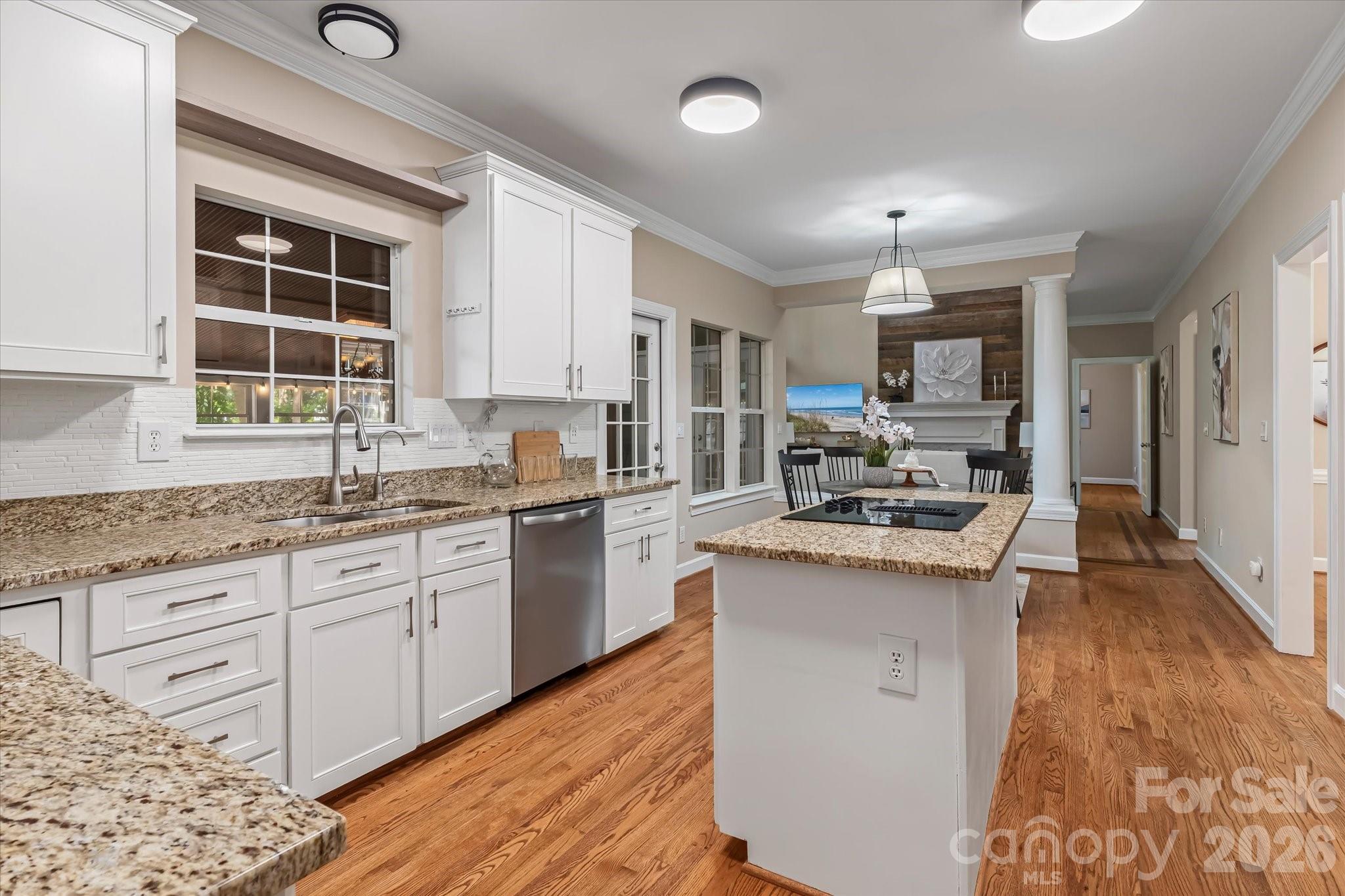 Large kitchen open to the Family Room - 122 Lake Pine Road, Mooresville