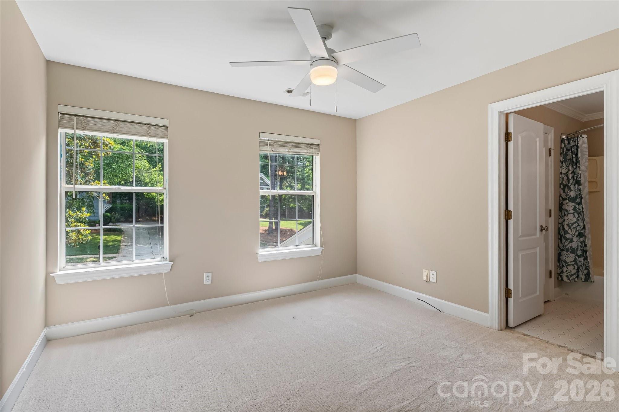 Bedroom 2 with ensuite bathroom - 122 Lake Pine Road, Mooresville