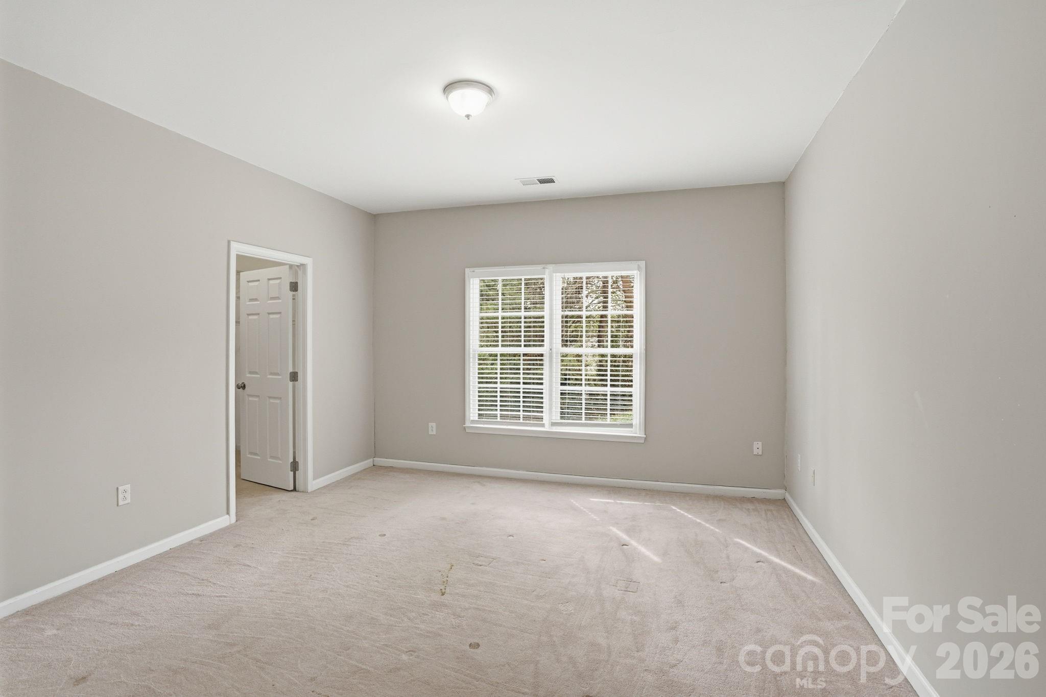 Single Family Residence at 15733 Berryfield Street, Huntersville, photo 11 of 46