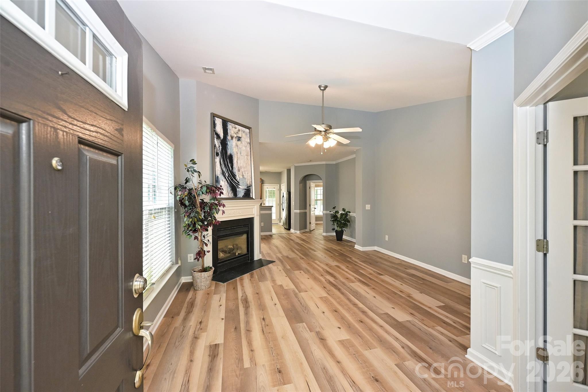 Single Family Residence at 1549 Hammond Drive, Matthews, photo 2 of 28