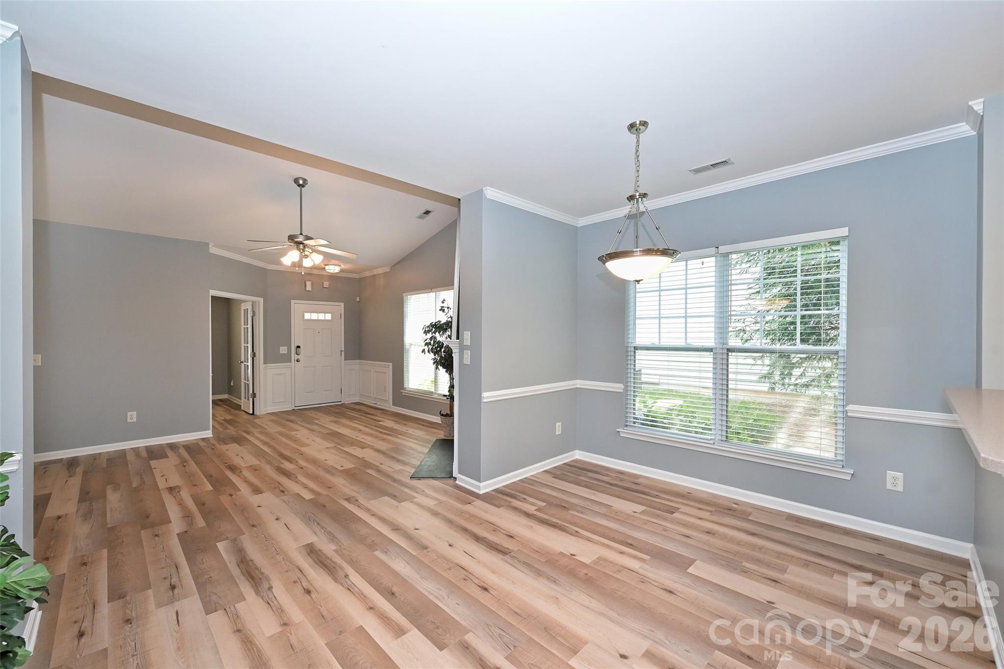 Single Family Residence at 1549 Hammond Drive, Matthews, photo 10 of 28